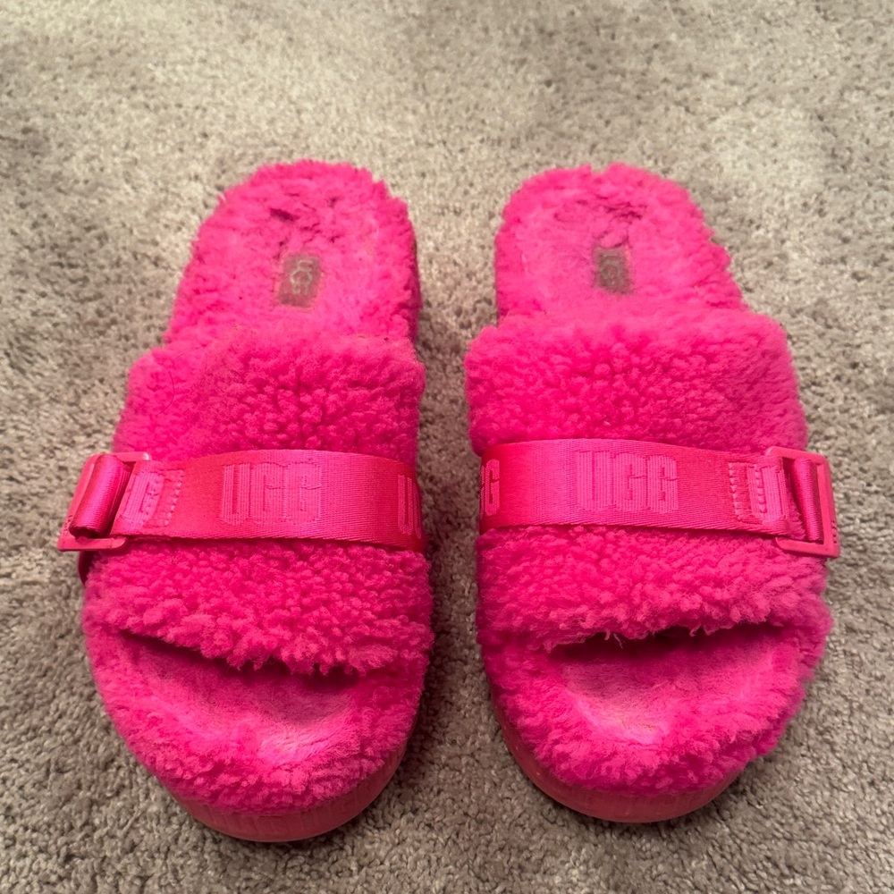 UGG Fremont Shearling Slides - Hot Pink